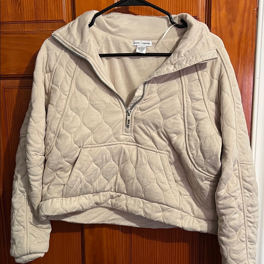Cozy Beige Quilted Women's Jacket